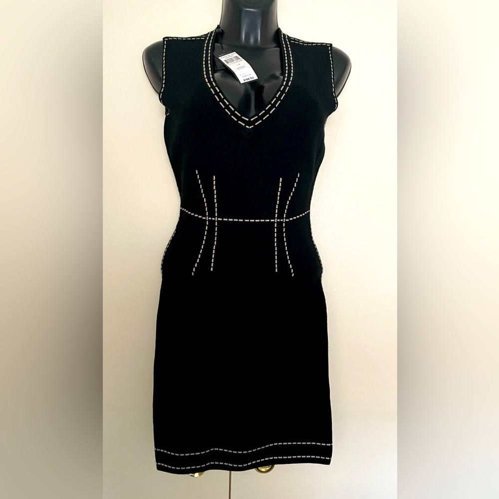 BCBGMAXAZRIA
"Walleska" Knit Jacquard Dress, Size Small